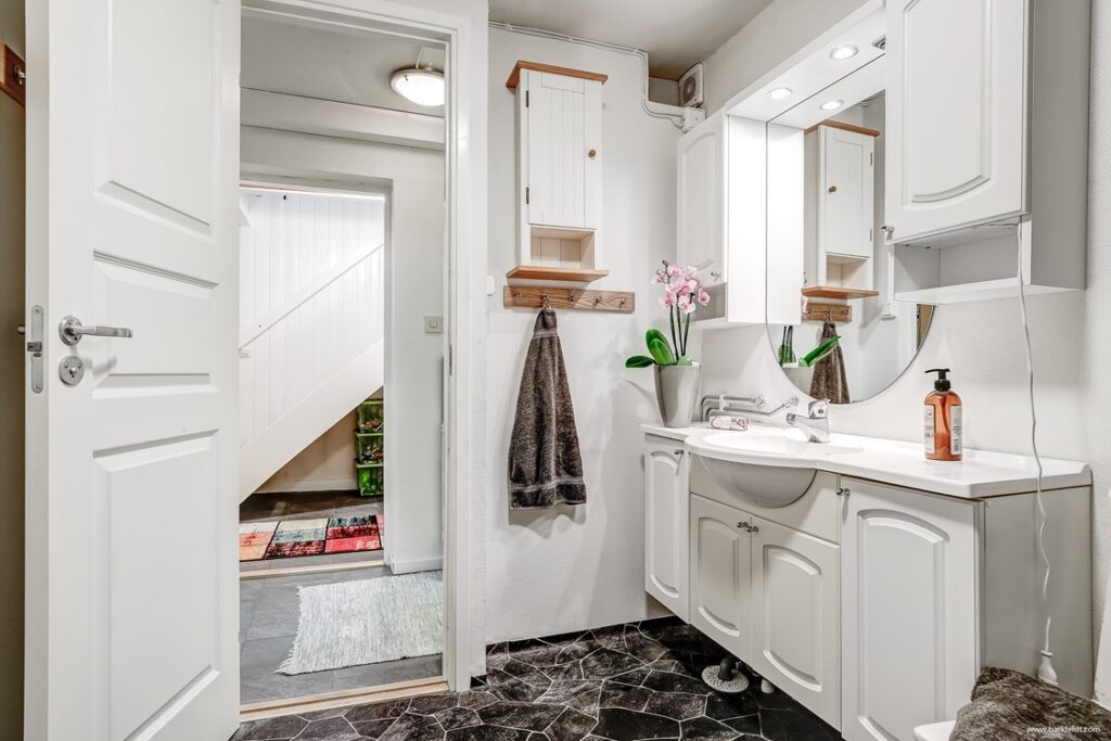 Utbyggnad av badrum. Ornö Bodal